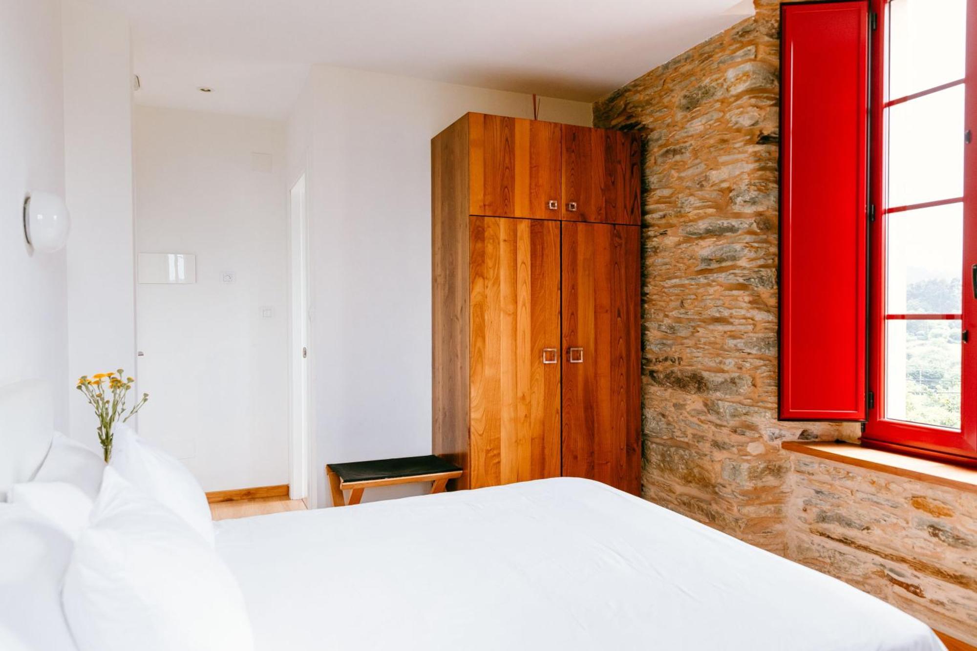 Hotel El Castano Dormilon Санта-Марта-де-Ортігейра Екстер'єр фото