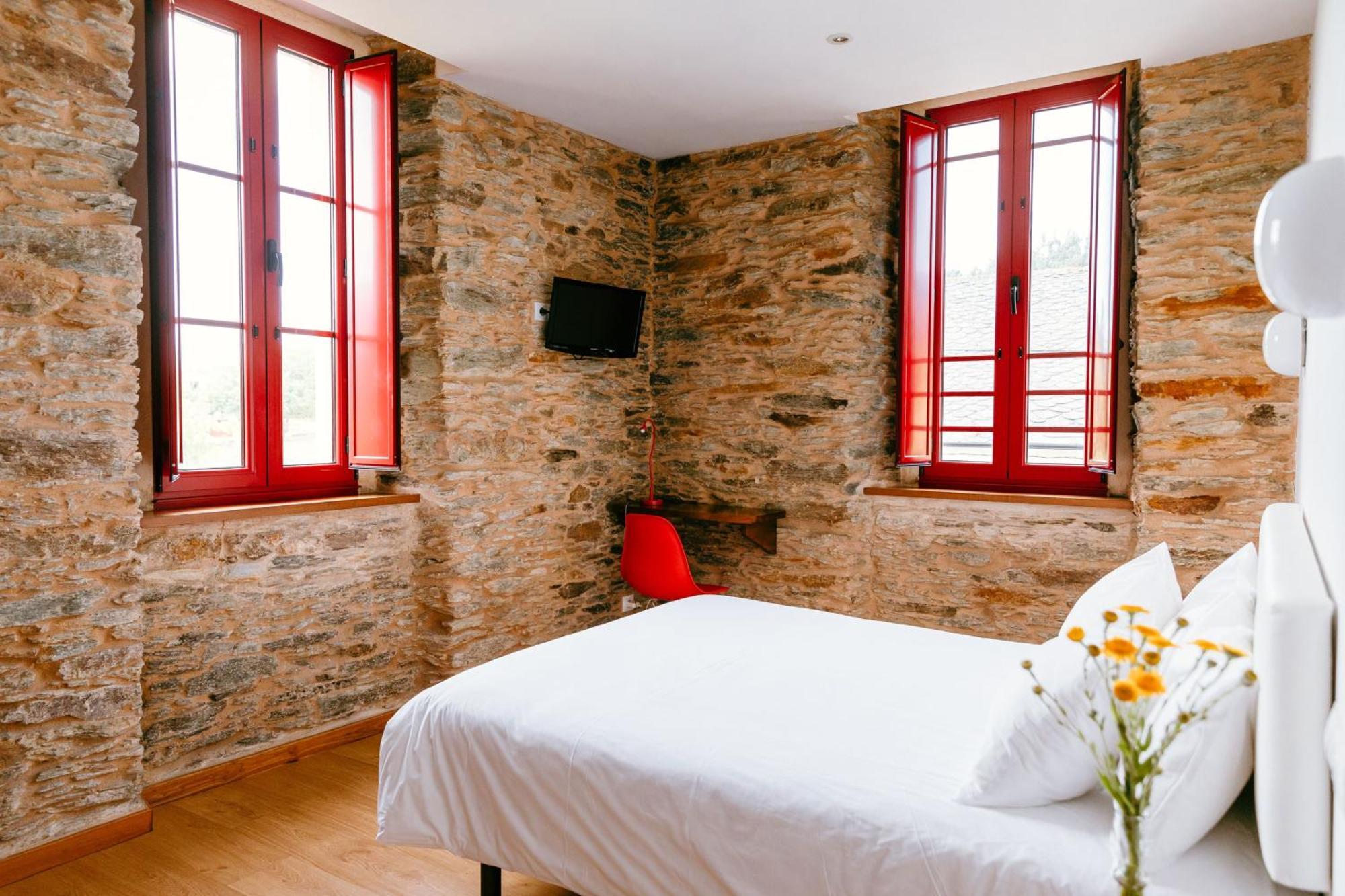 Hotel El Castano Dormilon Санта-Марта-де-Ортігейра Екстер'єр фото