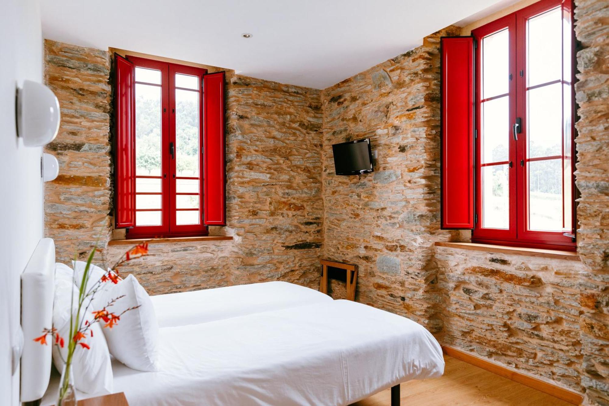 Hotel El Castano Dormilon Санта-Марта-де-Ортігейра Екстер'єр фото